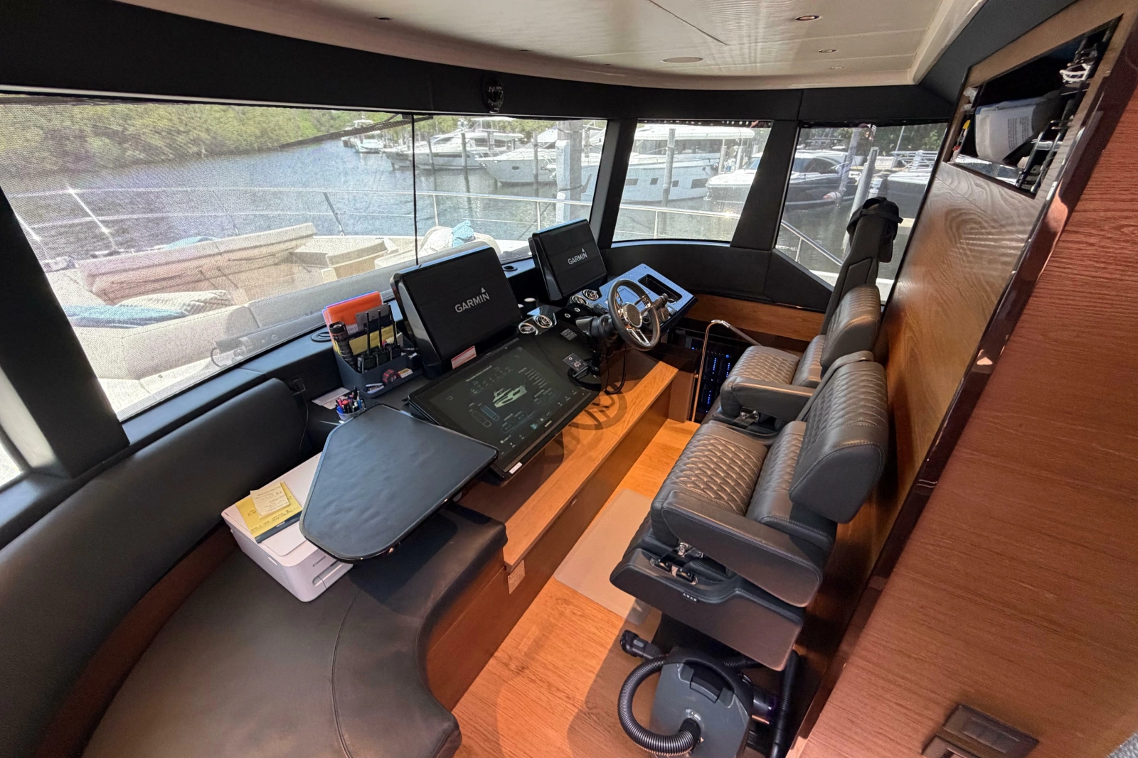 2024 Absolute Navetta 75