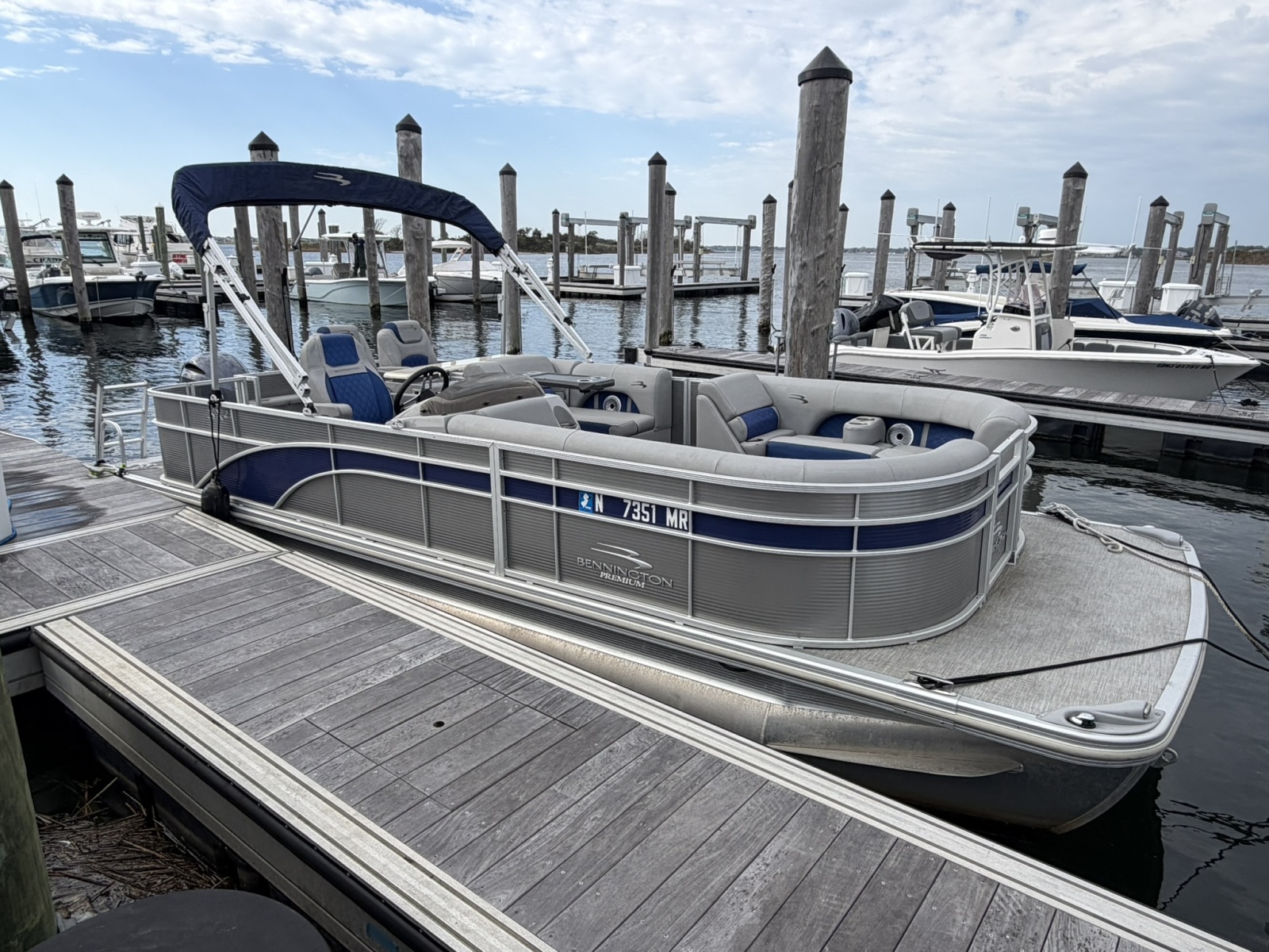 2021 Bennington 23 SBRXP