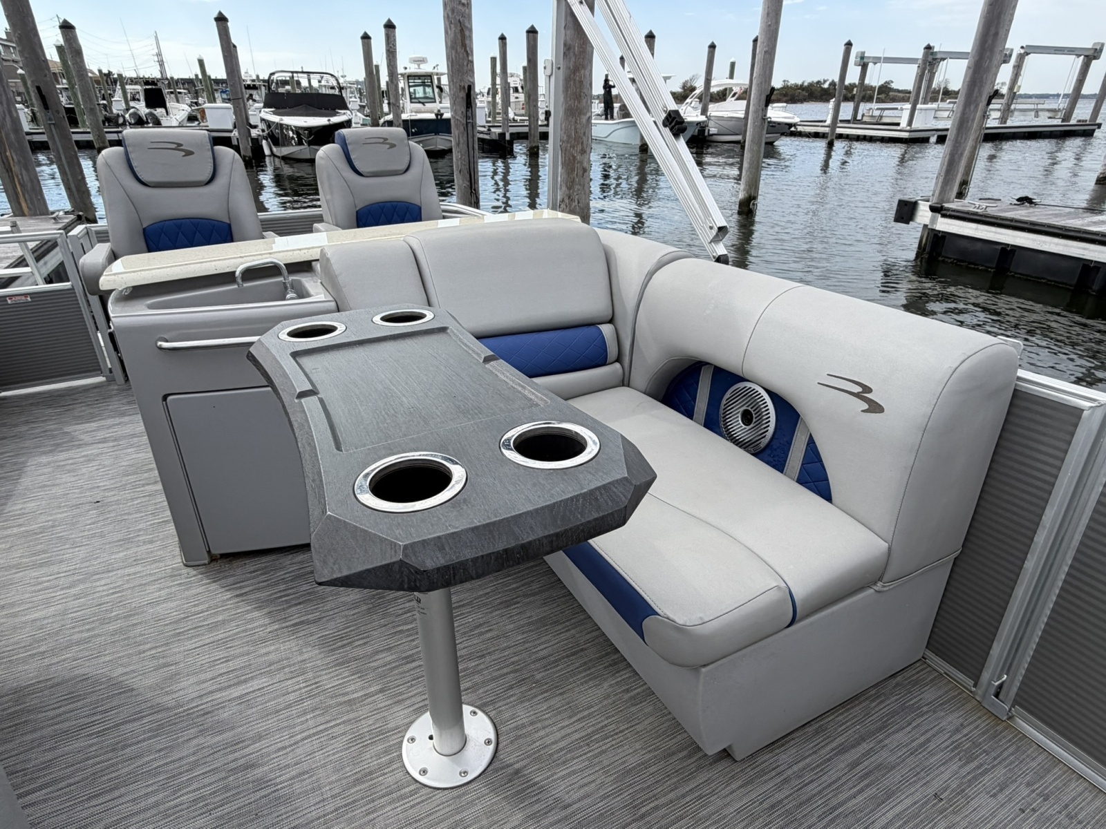 2021 Bennington 23 SBRXP