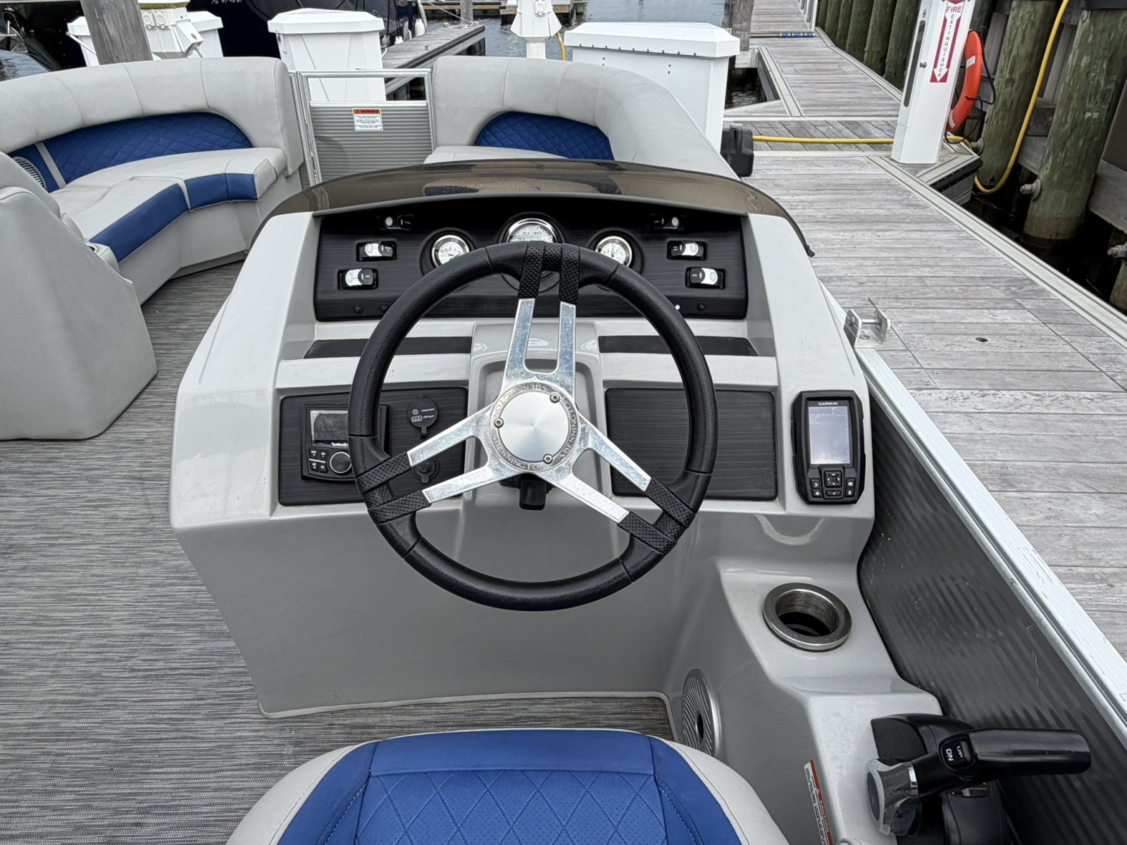 2021 Bennington 23 SBRXP