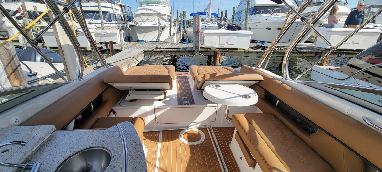 2008 Four Winns H310