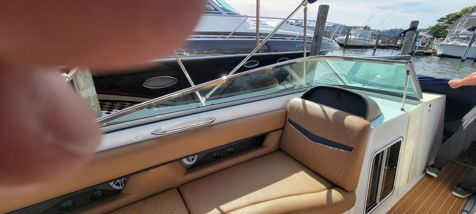 2008 Four Winns H310
