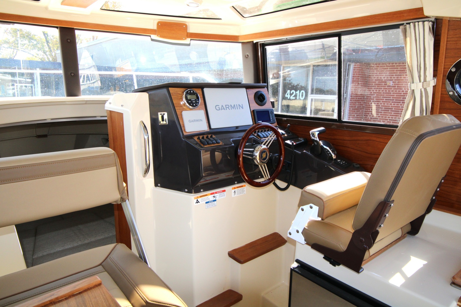 2025 Ranger Tugs R-25