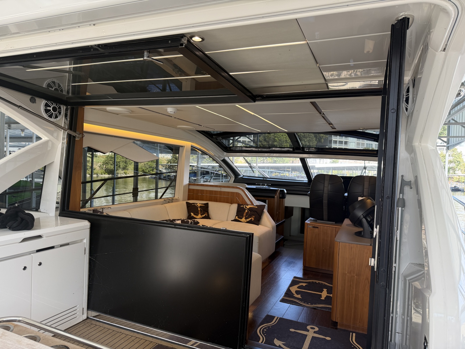 2021 Sunseeker PREDATOR 55