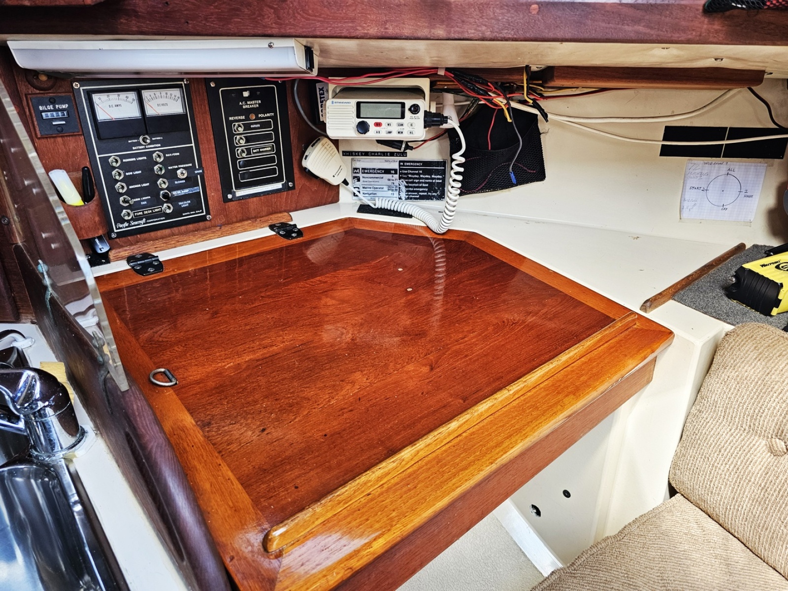1980 Pacific Seacraft Orion 27