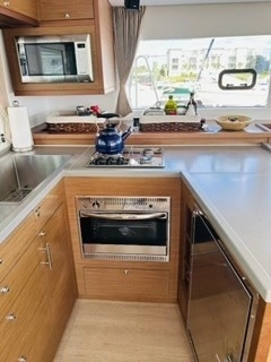 2019 Lagoon 450 F
