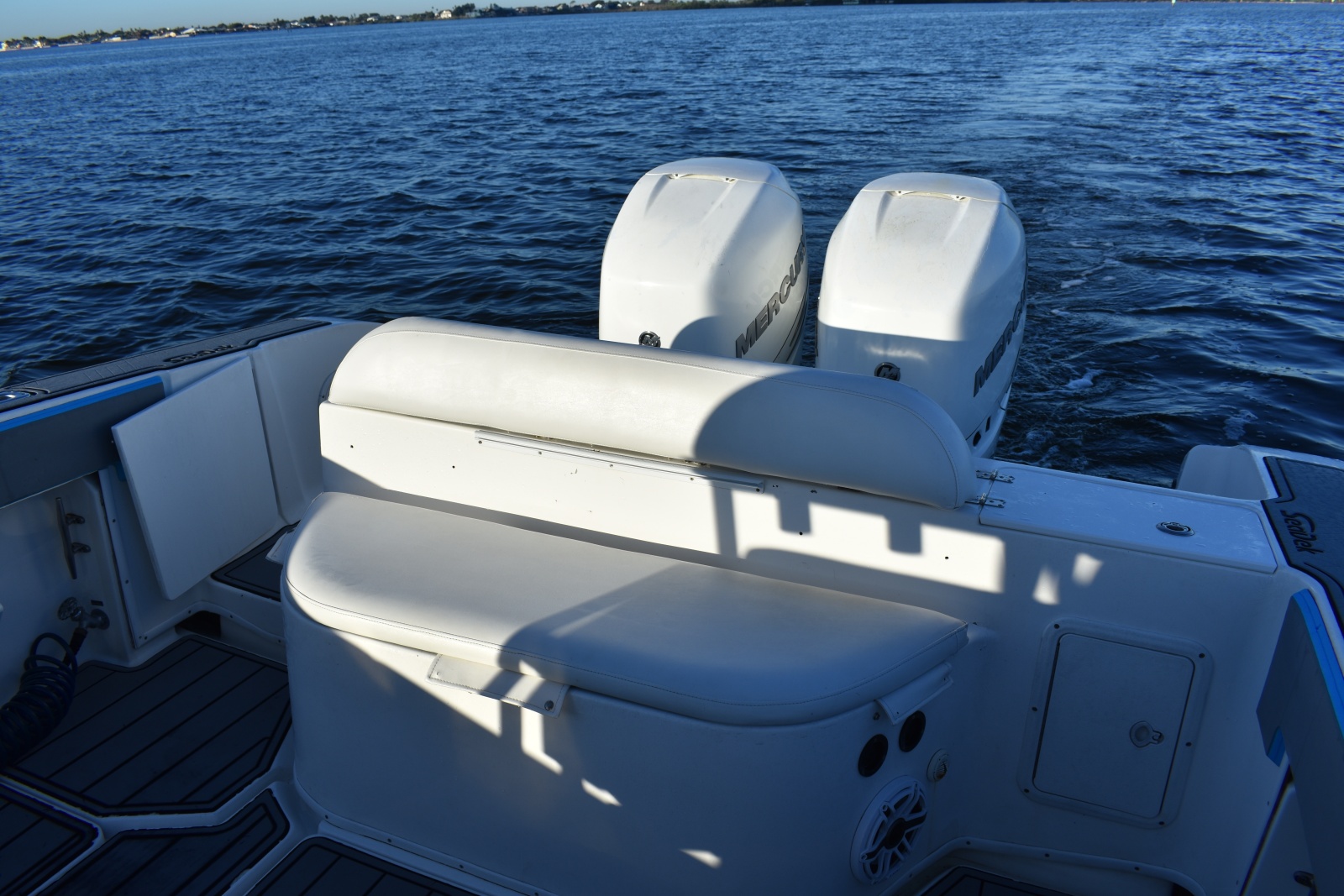 2008 Fountain 32 CC