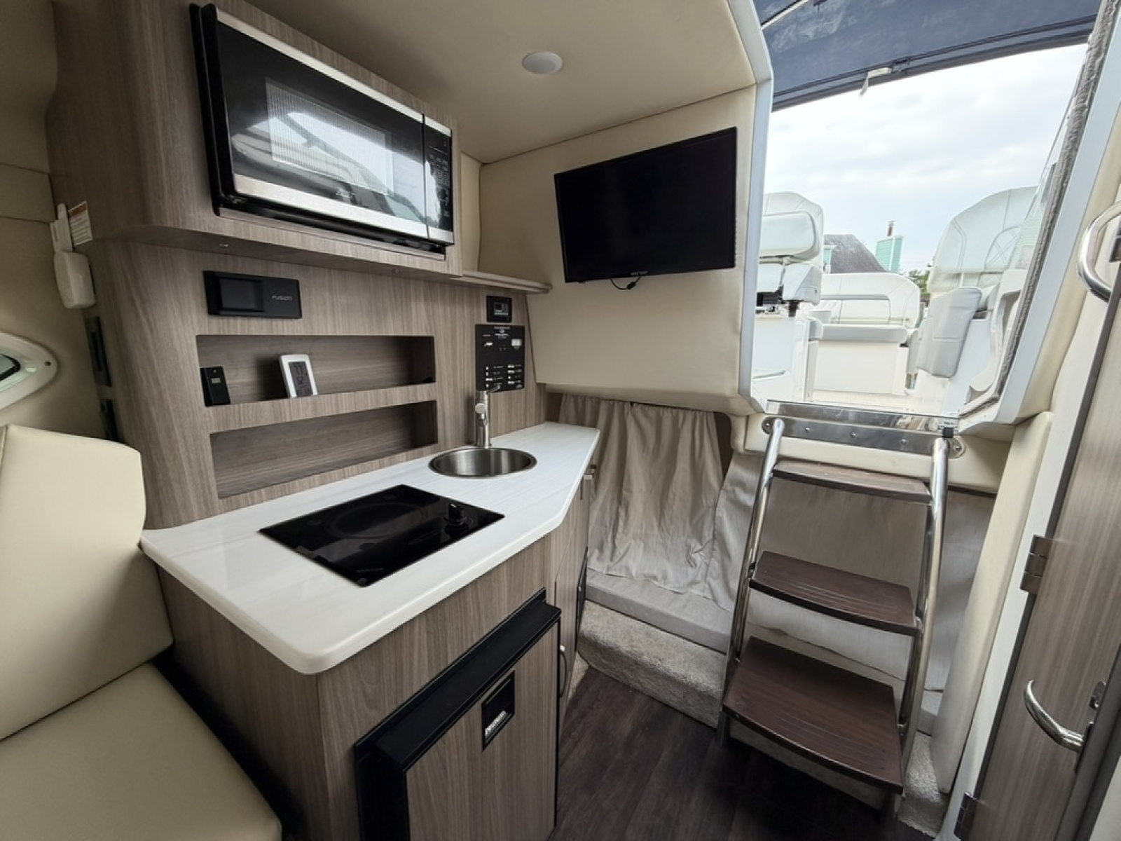 2022 Regal 26 XO
