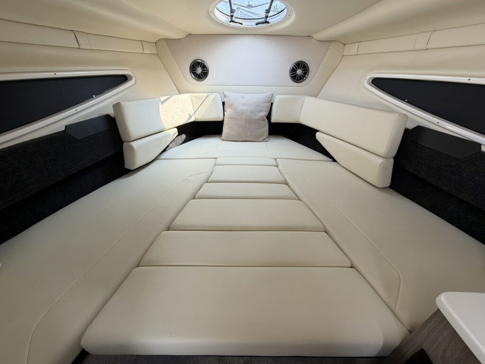 2022 Regal 26 XO