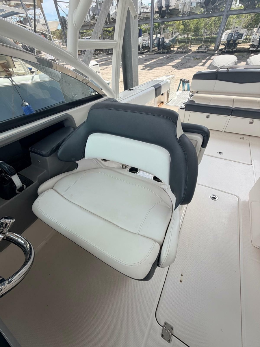 2019 Robalo