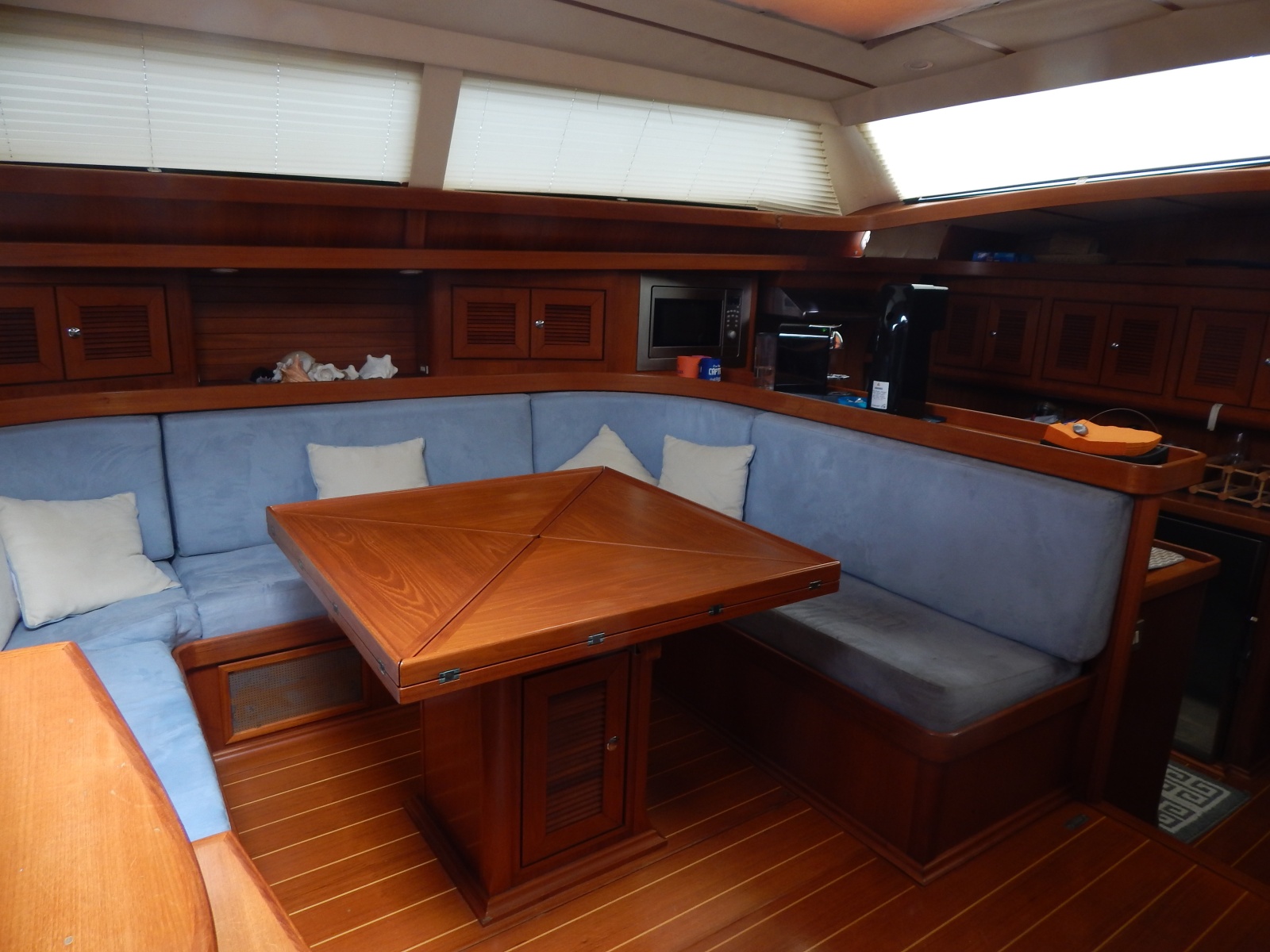 2002 North Wind 58 — Deep Blue