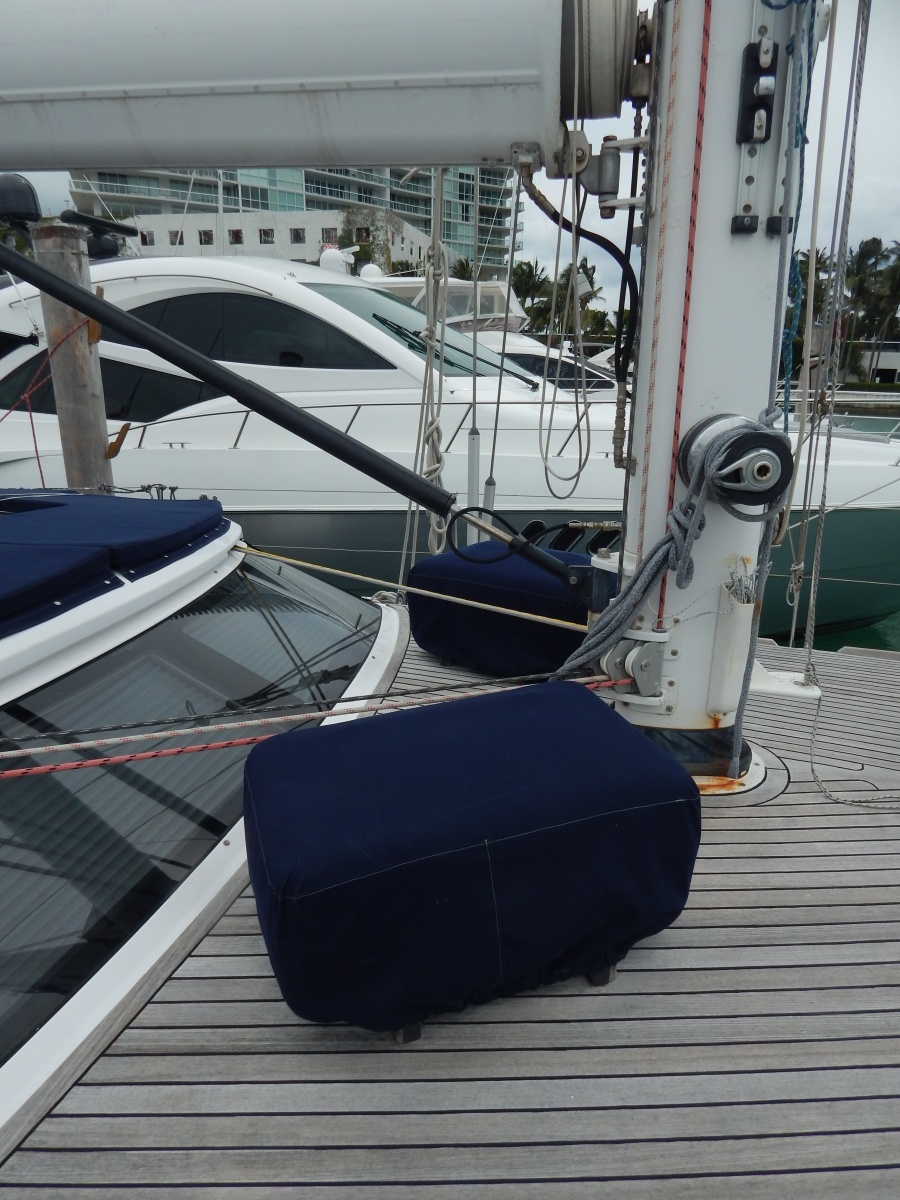 2002 North Wind 58 — Deep Blue
