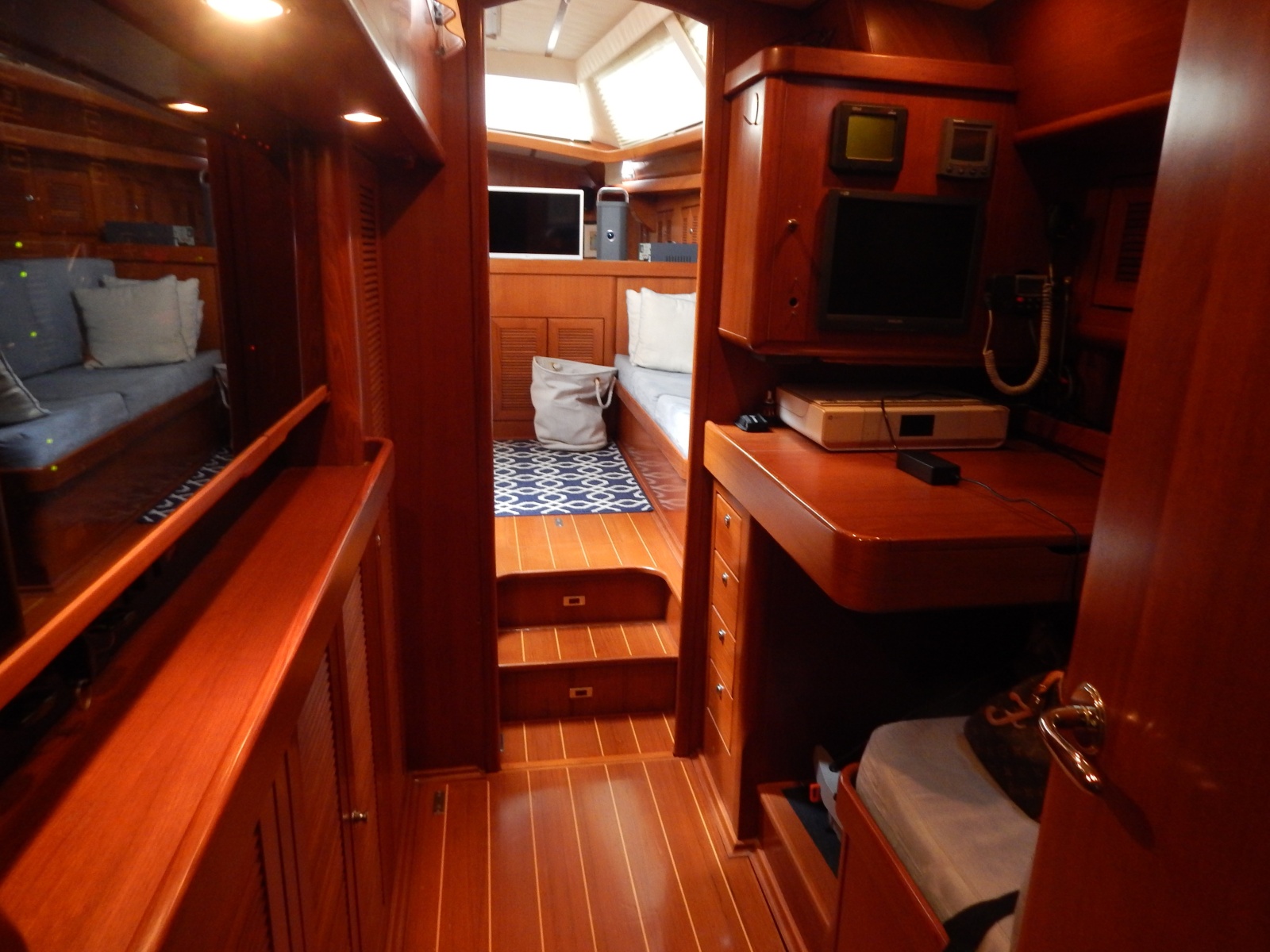 2002 North Wind 58 — Deep Blue