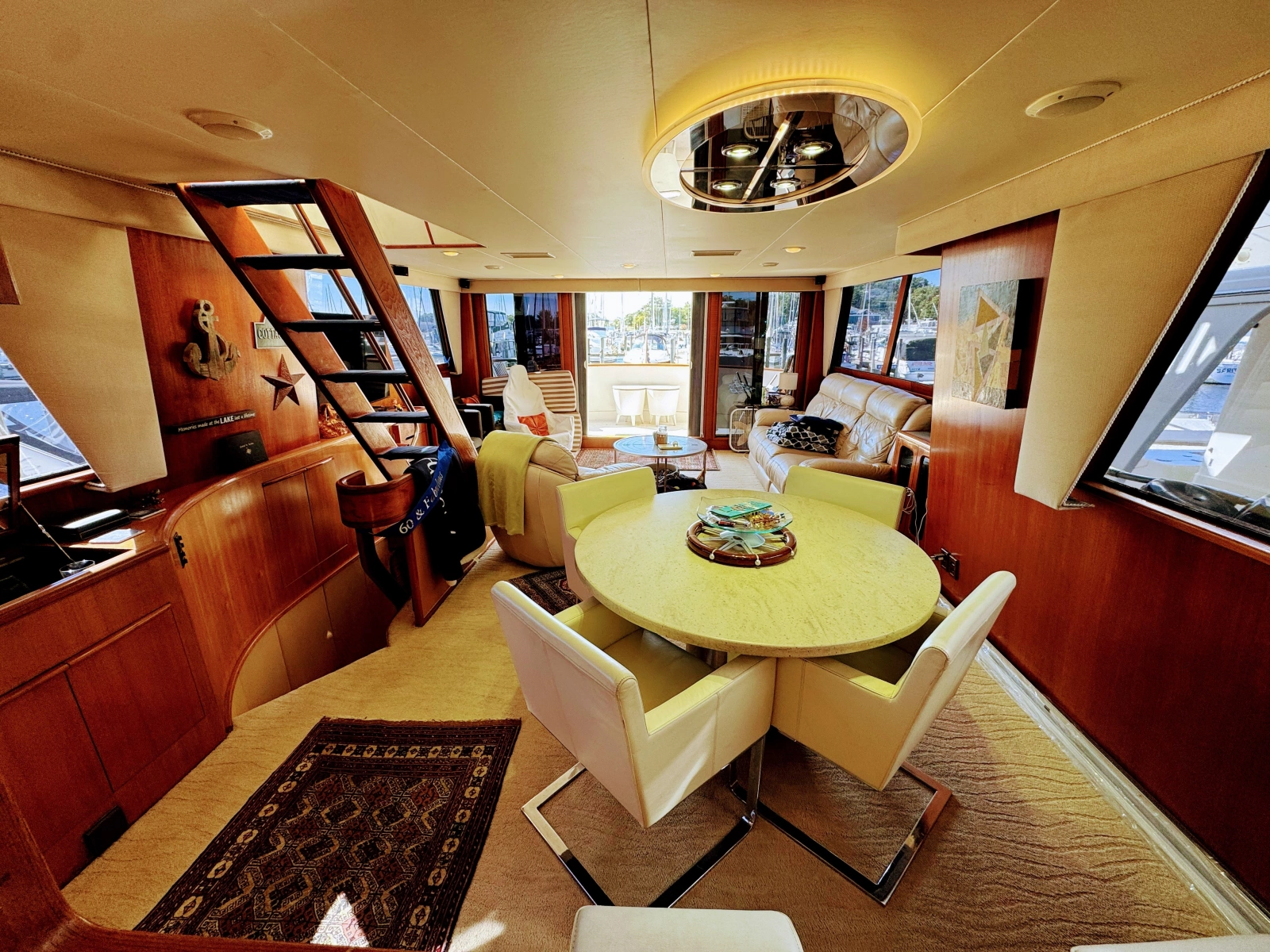 1990 Viking 55 MOTOR YACHT WIDE BODY