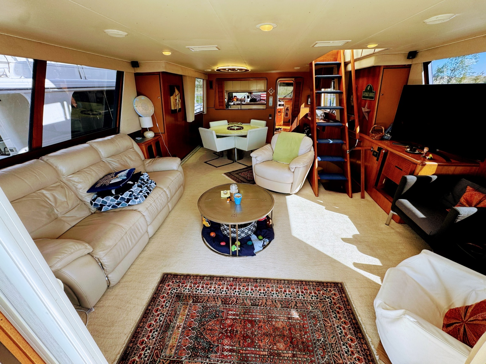 1990 Viking 55 MOTOR YACHT WIDE BODY