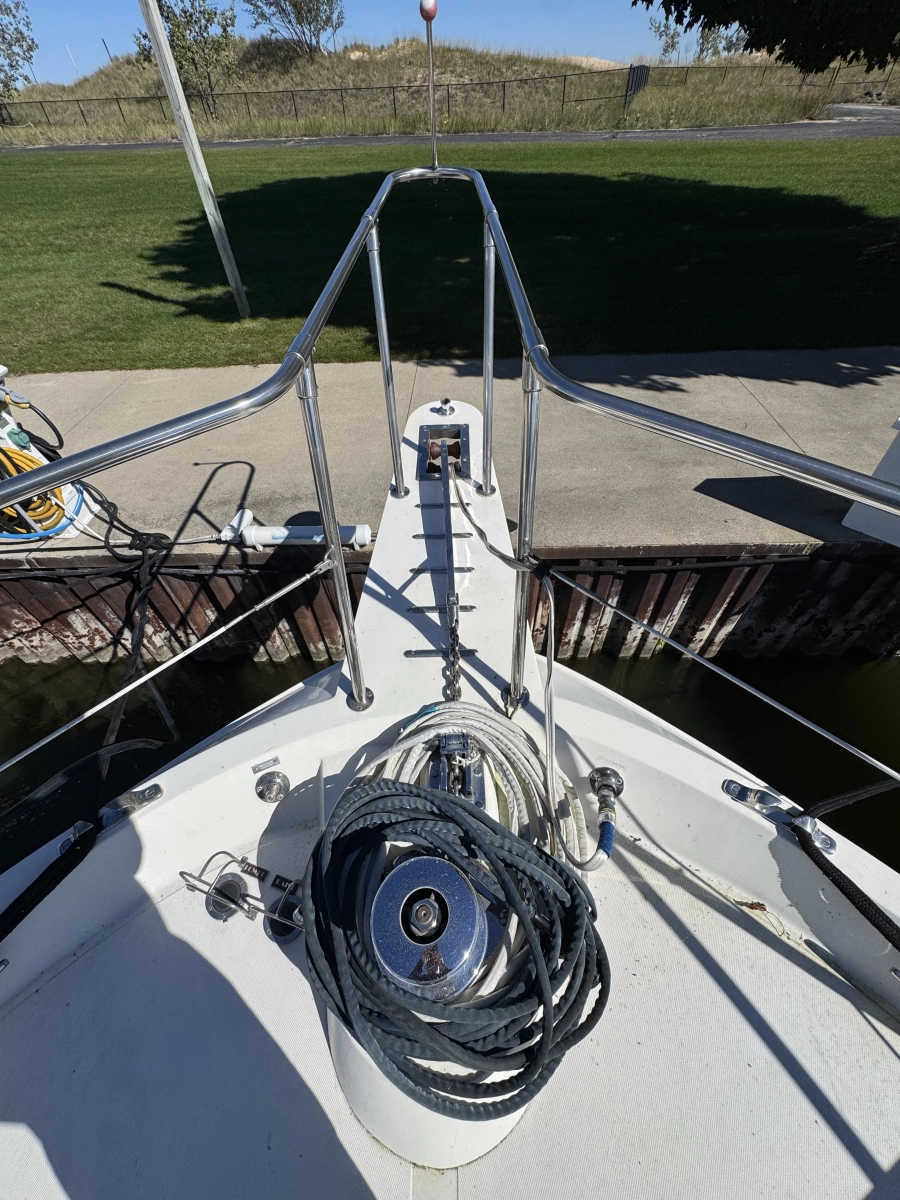 1990 Viking 55 MOTOR YACHT WIDE BODY