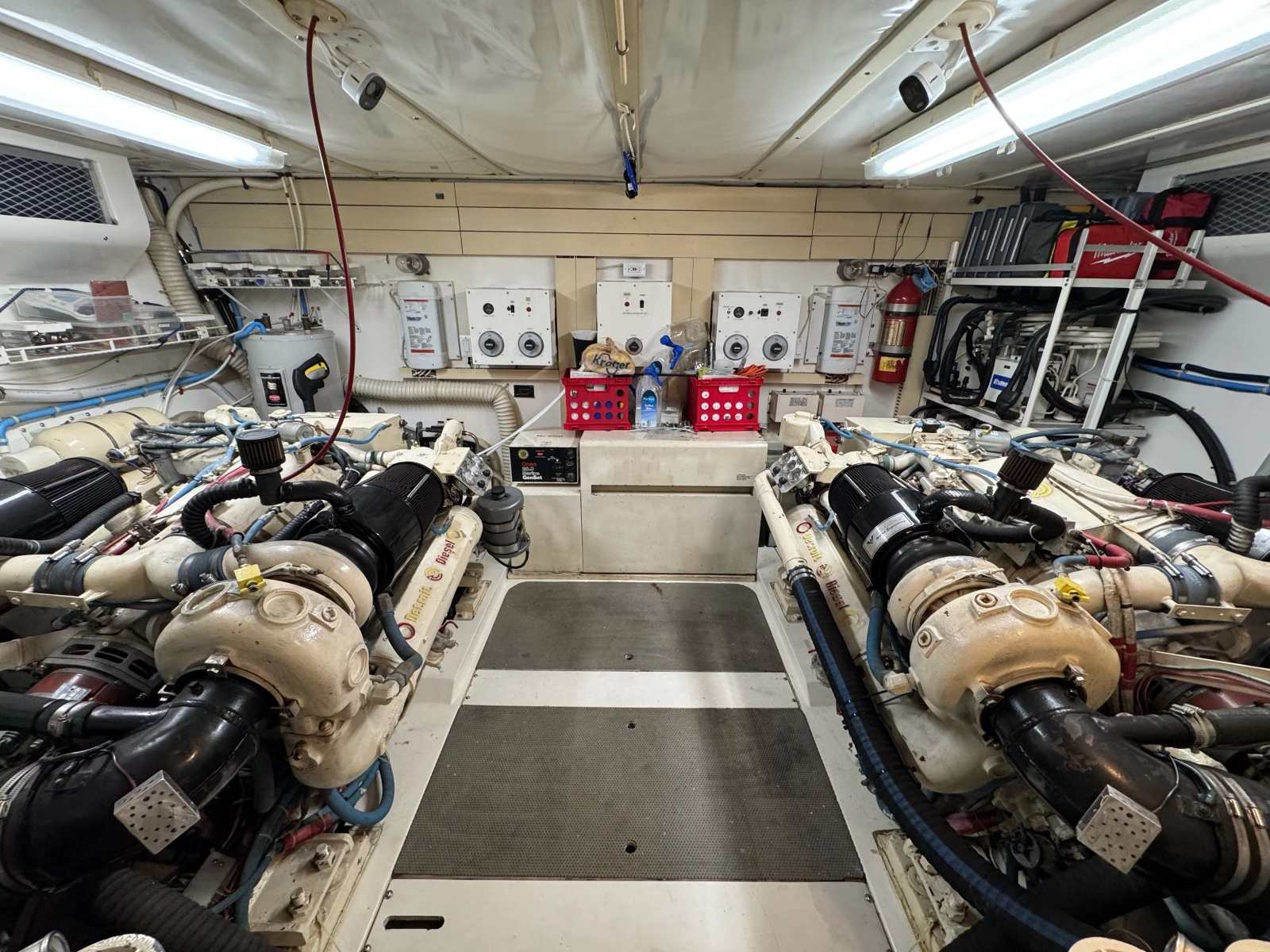 1990 Viking 55 MOTOR YACHT WIDE BODY