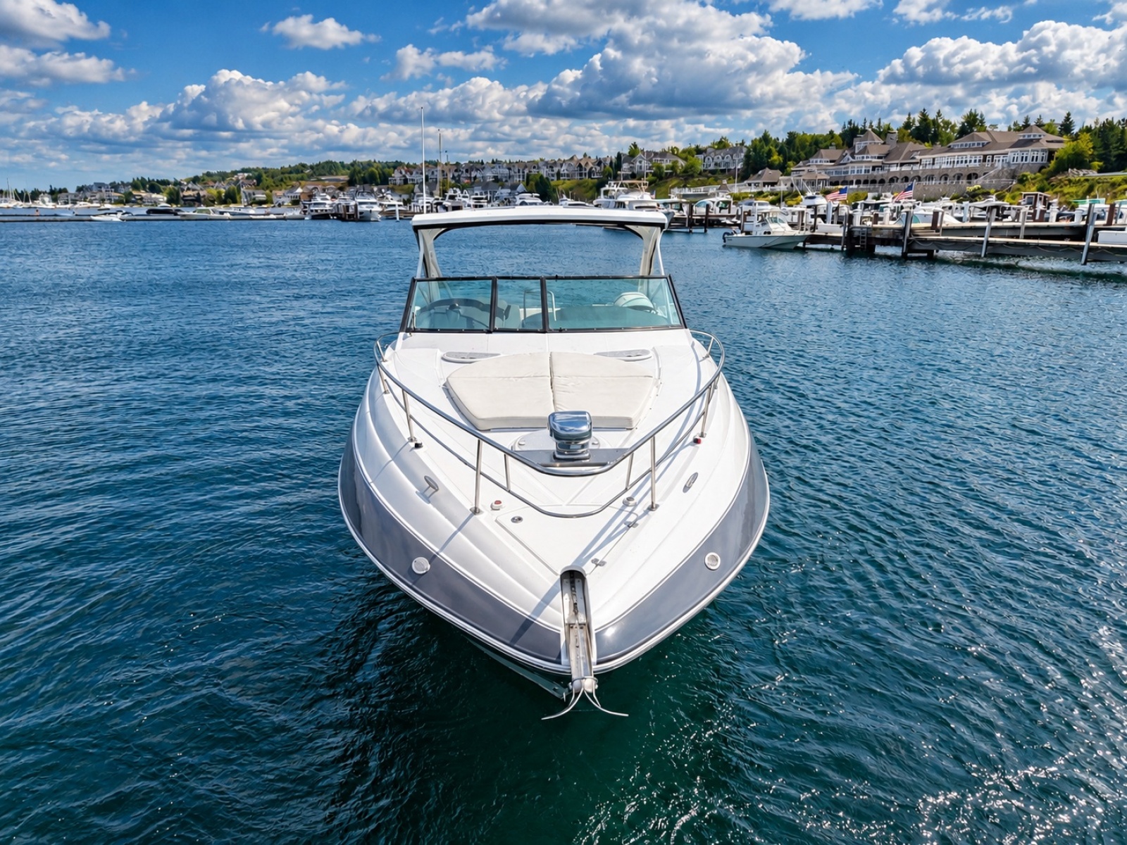 2020 Cruisers Yachts 35 Express
