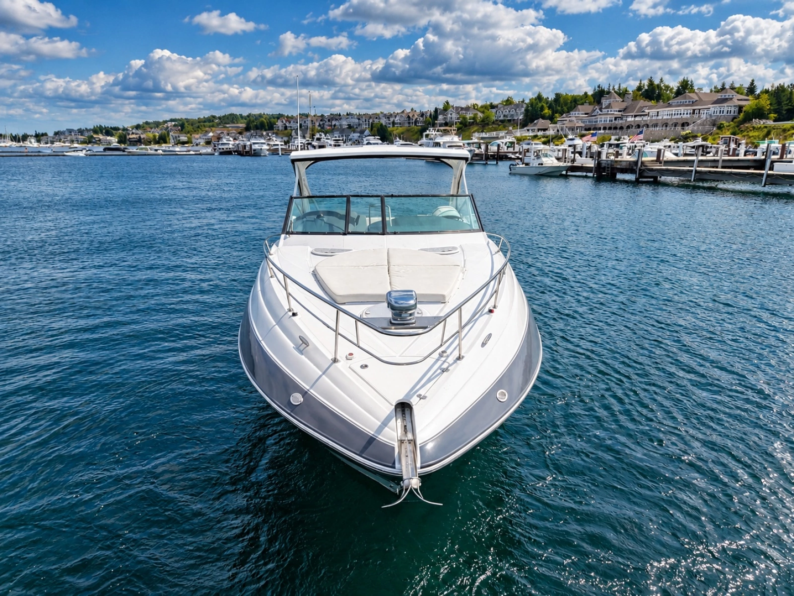 2020 Cruisers Yachts 35 Express