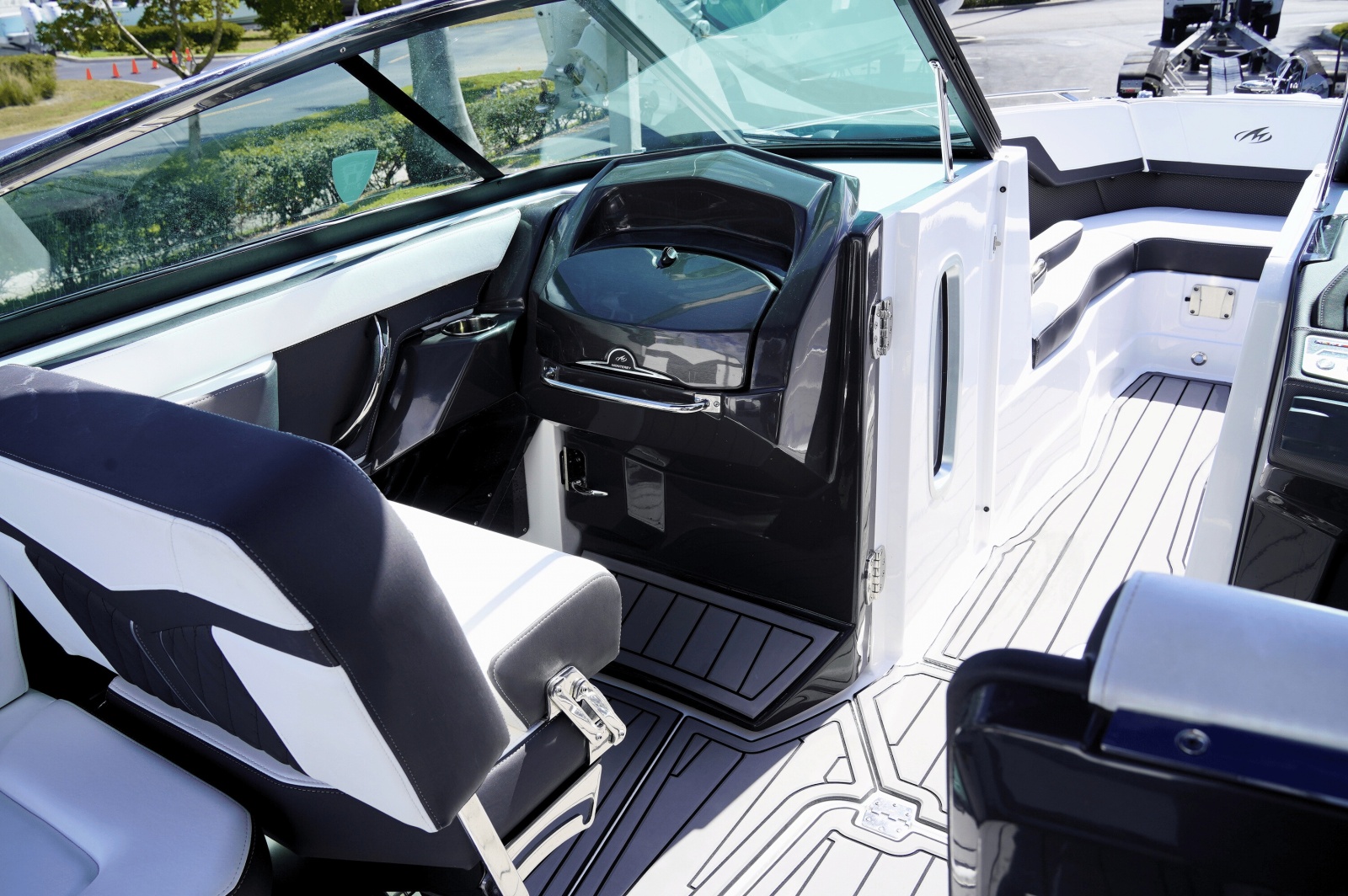 2023 Monterey 275SS