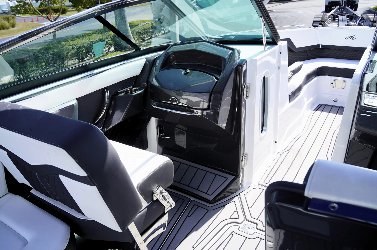 2023 Monterey 275SS