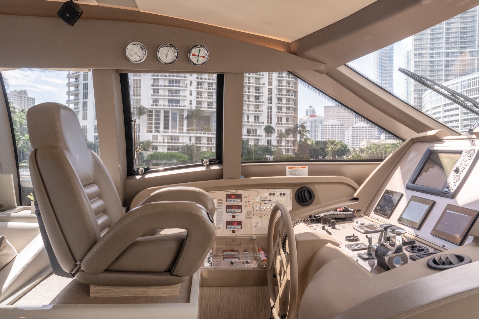 2016 Ferretti Yachts