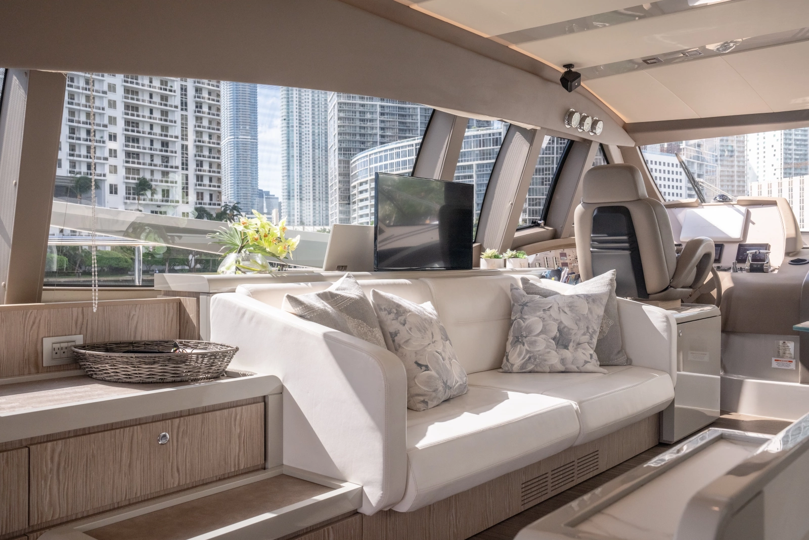 2016 Ferretti Yachts 