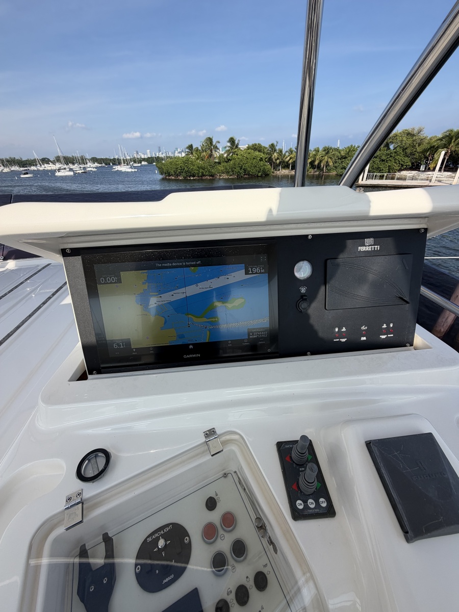 2016 Ferretti Yachts
