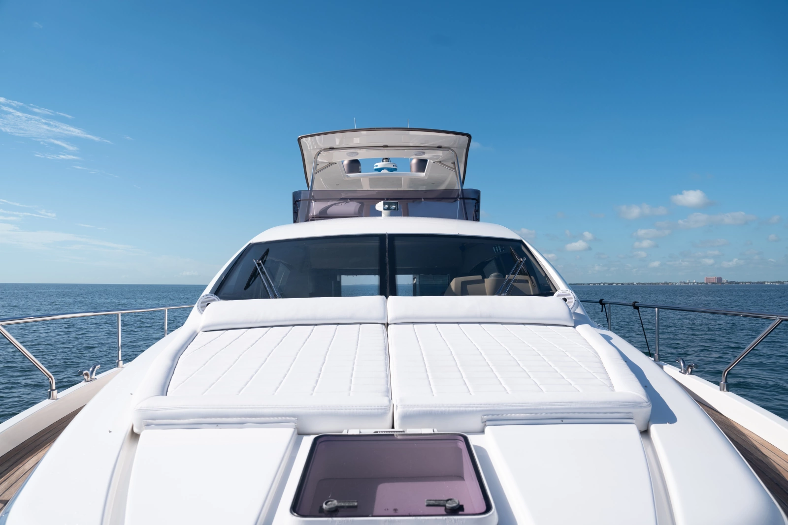 2016 Ferretti Yachts 