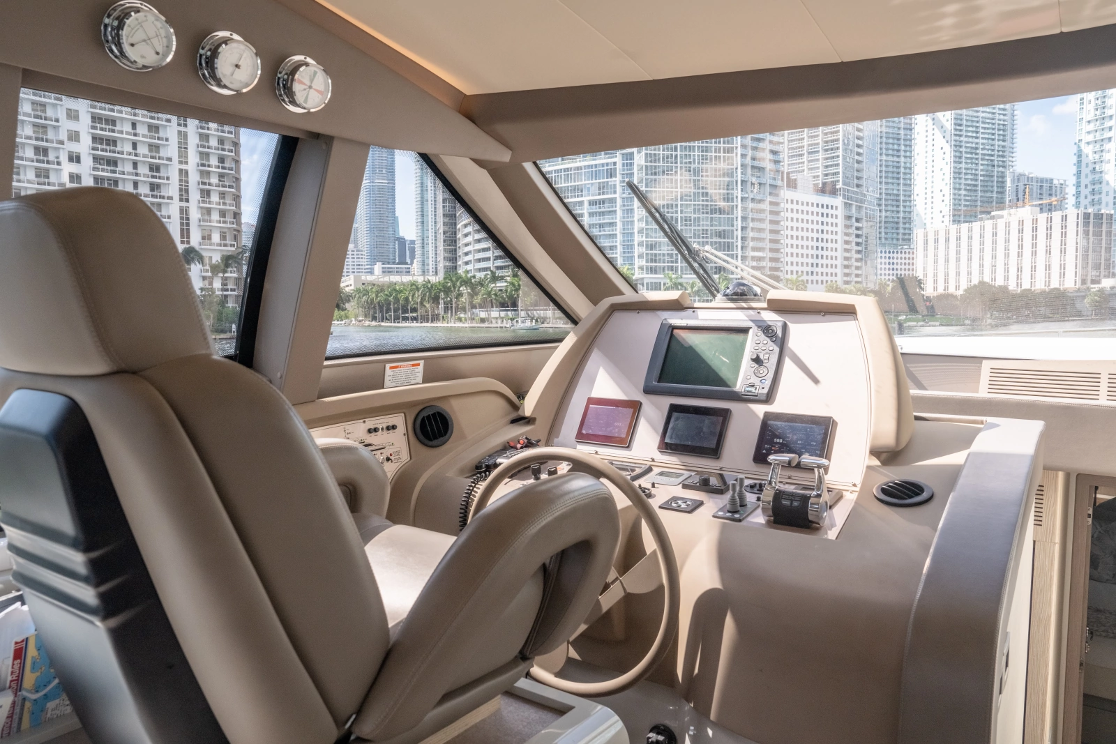 2016 Ferretti Yachts 