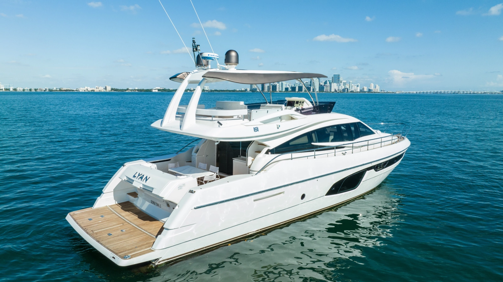 2016 Ferretti Yachts 