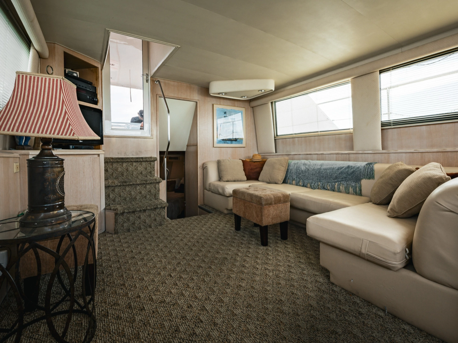 1995 Hatteras 52 Cockpit Motor Yacht