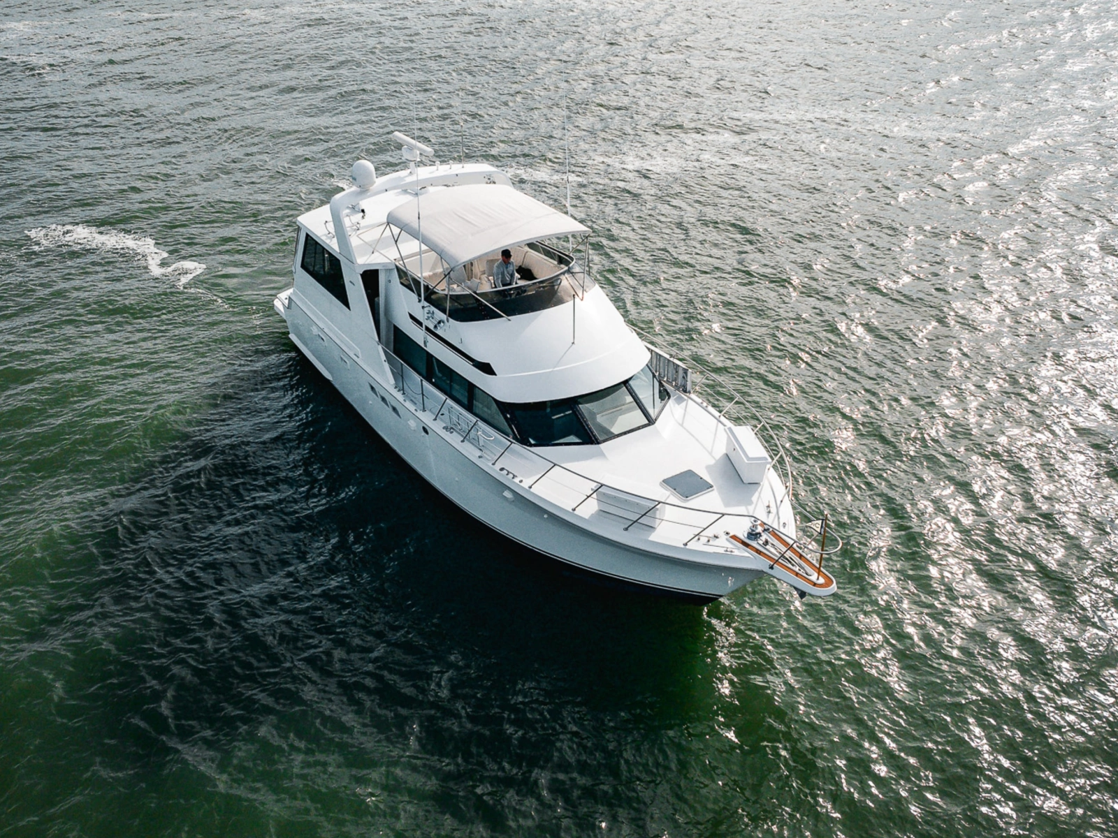 1995 Hatteras 52 Cockpit Motor Yacht
