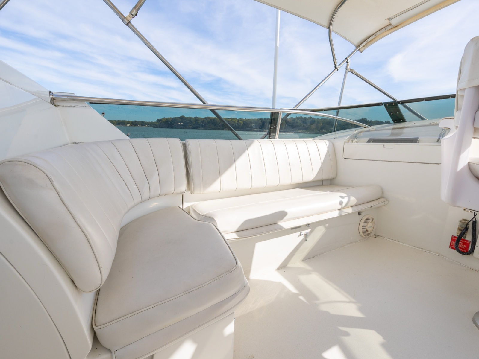 1995 Hatteras 52 Cockpit Motor Yacht — ALL ABOUT MEEEEE