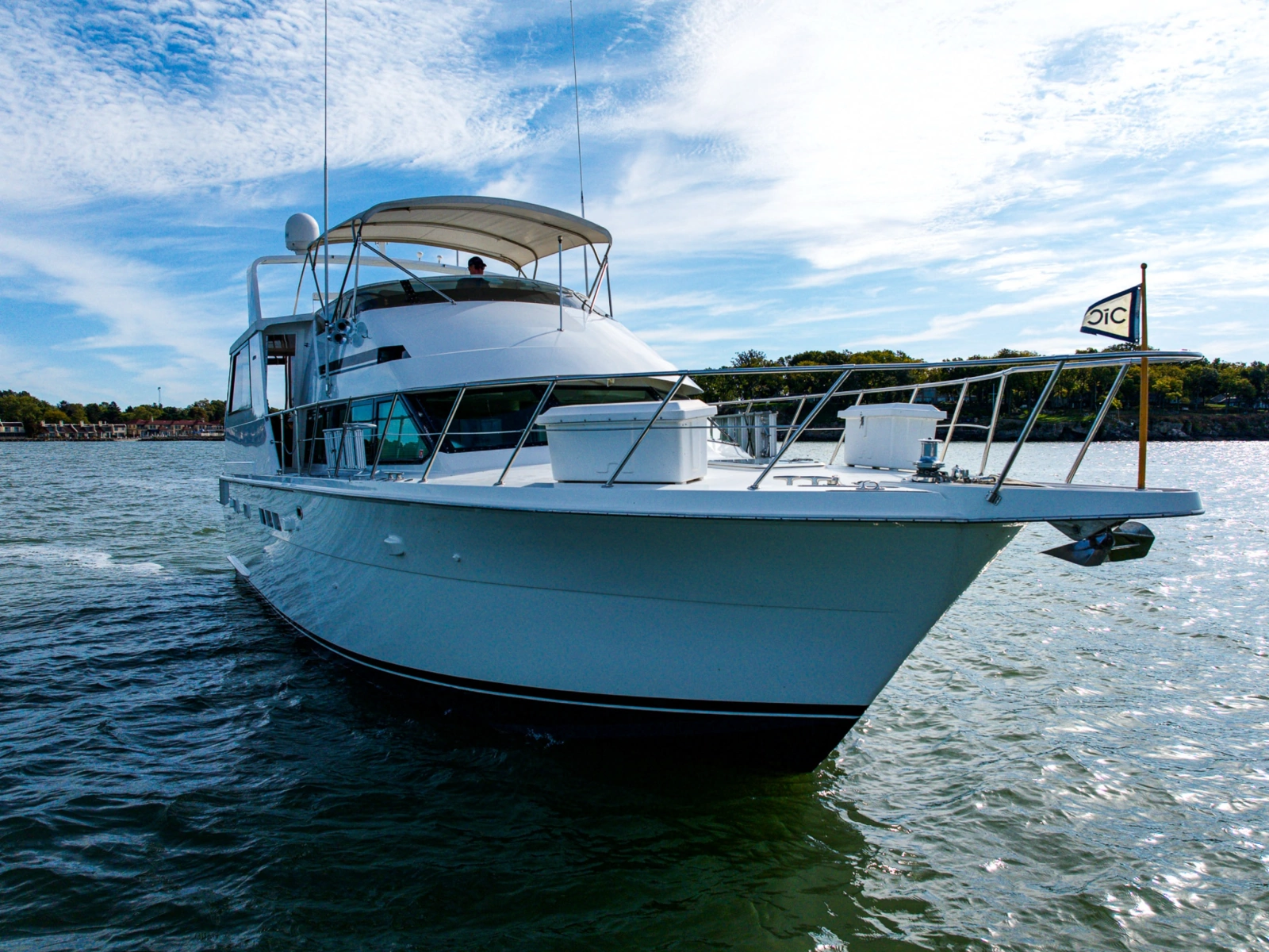 1995 Hatteras 52 Cockpit Motor Yacht