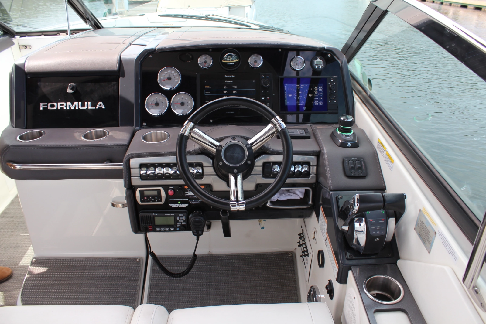 Main Helm 3