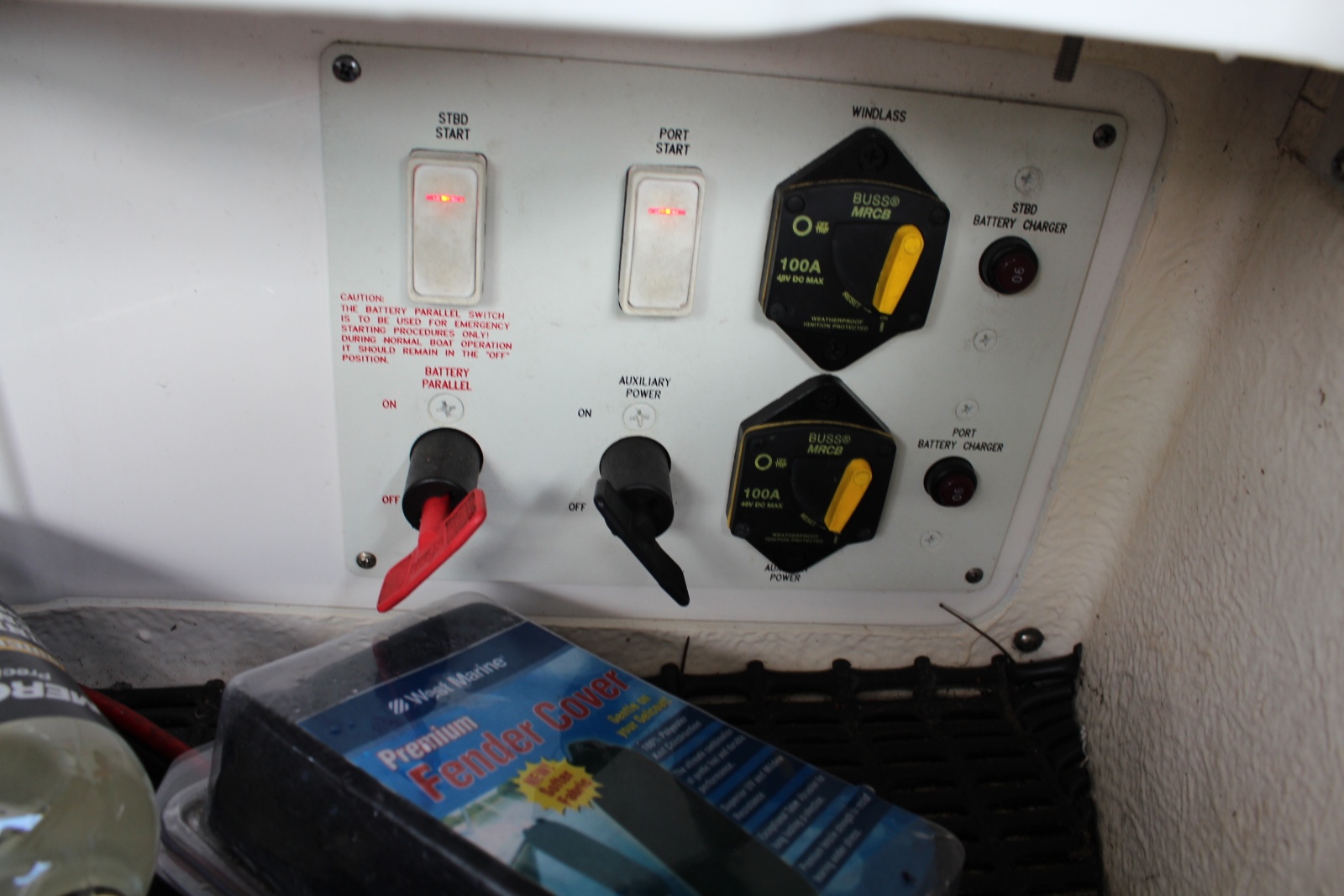 Battery Selector Switches 