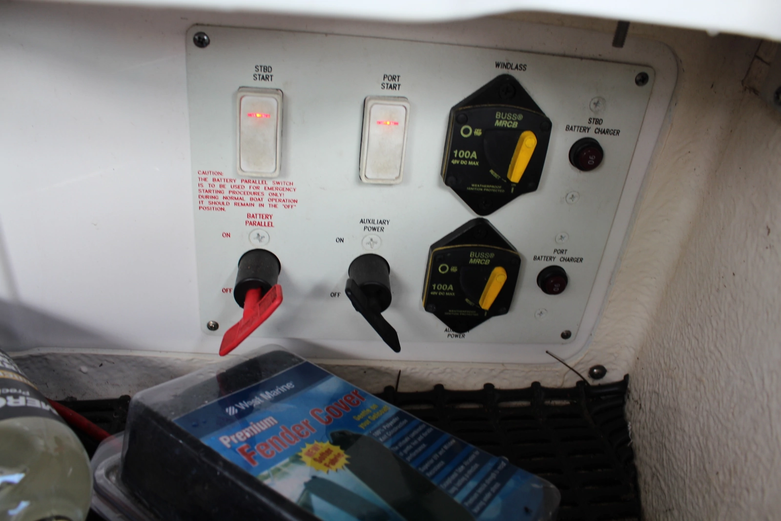 Battery Selector Switches 