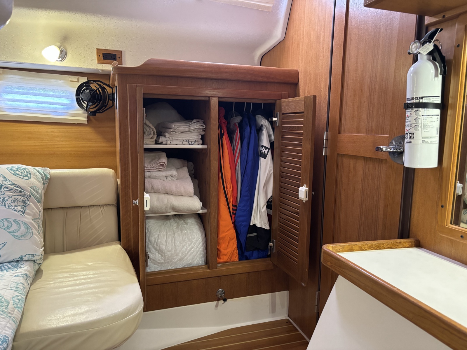 2007 Catalina 387 — The Wicked