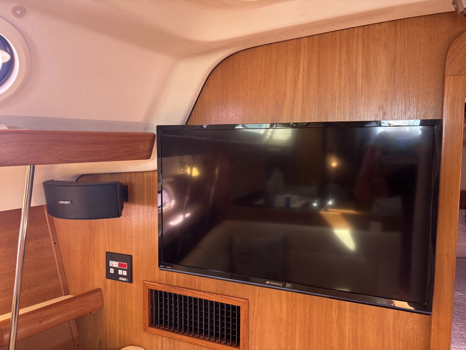 2007 Catalina 387