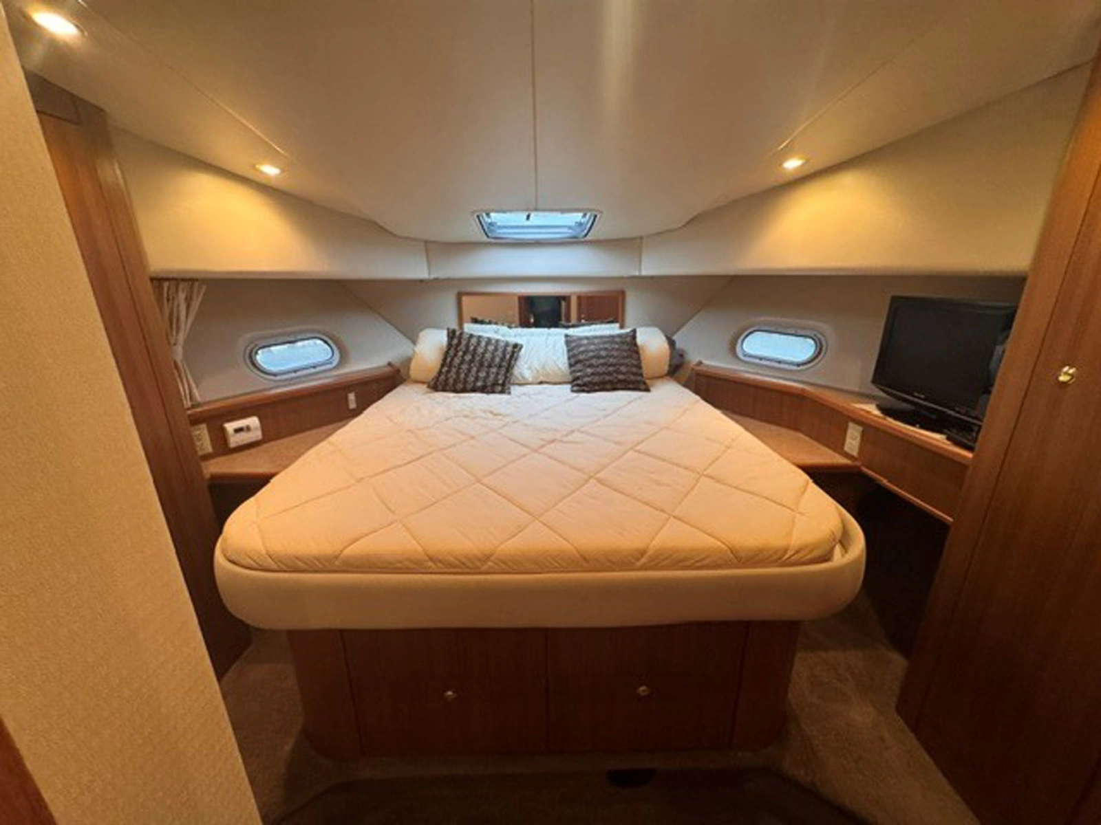 2000 Bayliner 5288 Pilot House Motoryacht