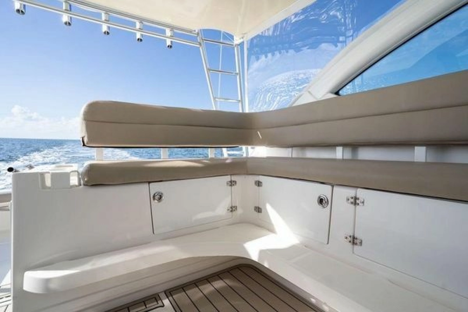 2005 Tiara Yachts 4200 Open