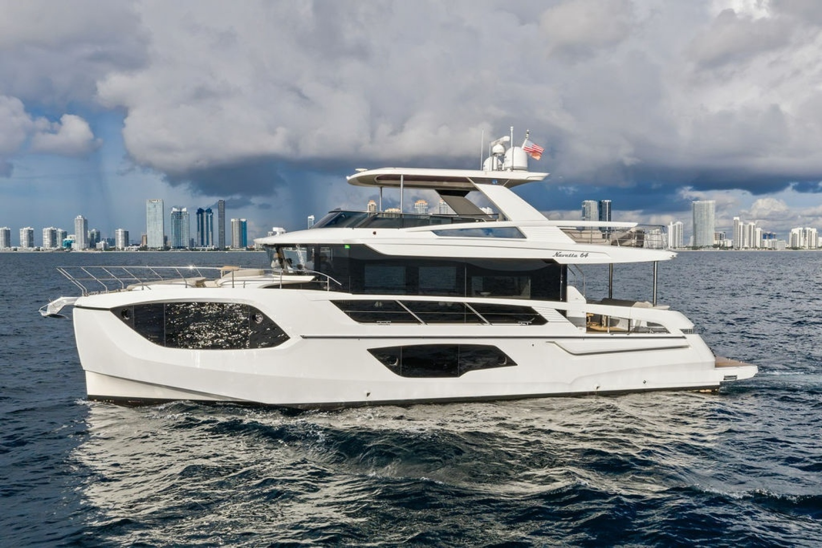 2023 Absolute Navetta 64