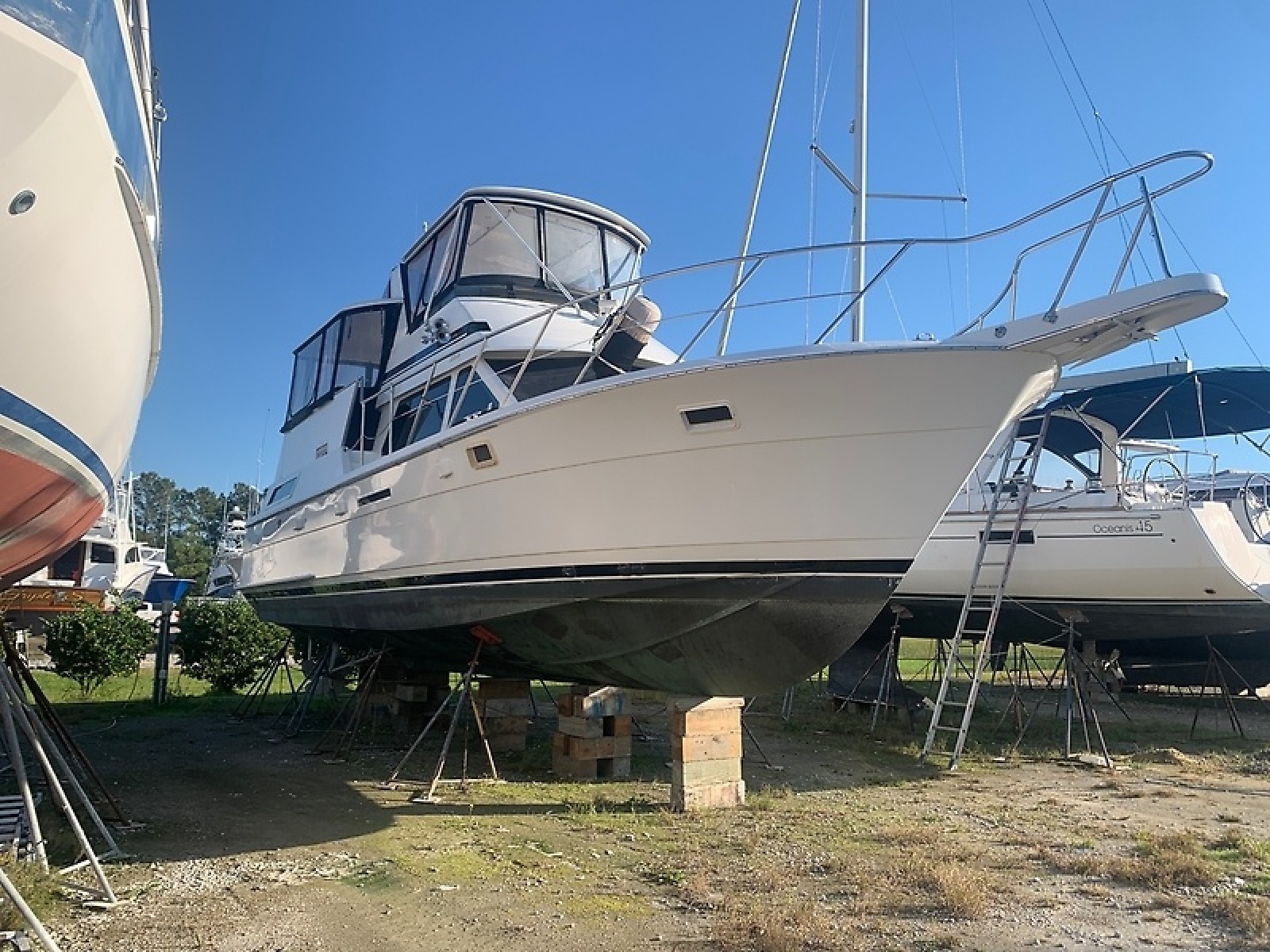 1998 Hatteras 42 Cockpit Motor Yacht — 0005984606