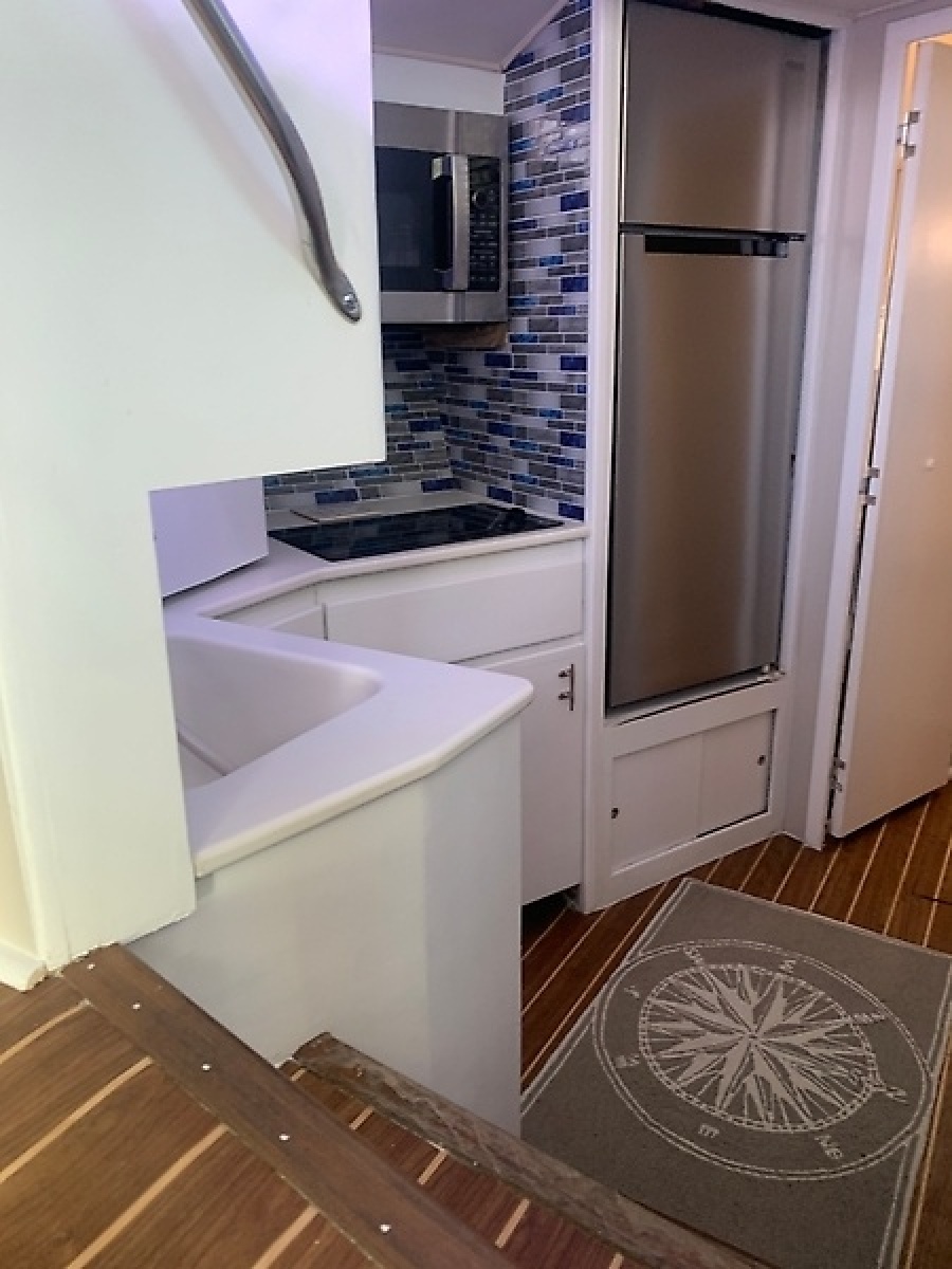 1998 Hatteras 42 Cockpit Motor Yacht — 0005985426