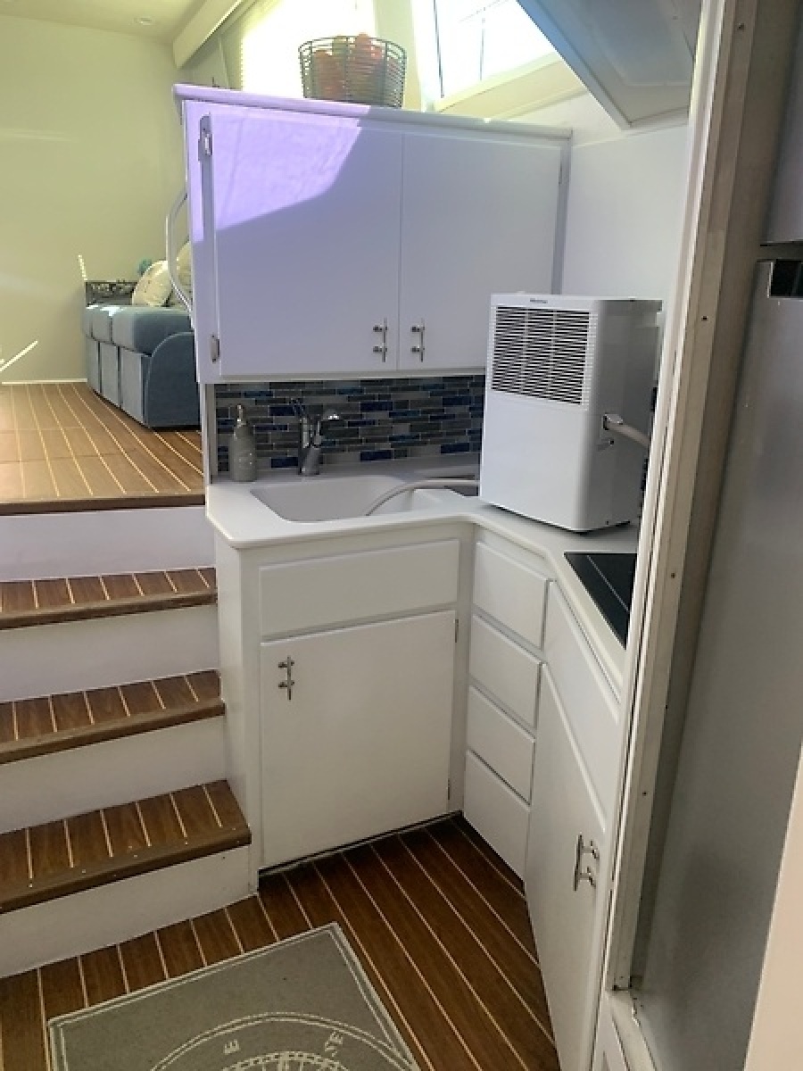 1998 Hatteras 42 Cockpit Motor Yacht — 0006007381