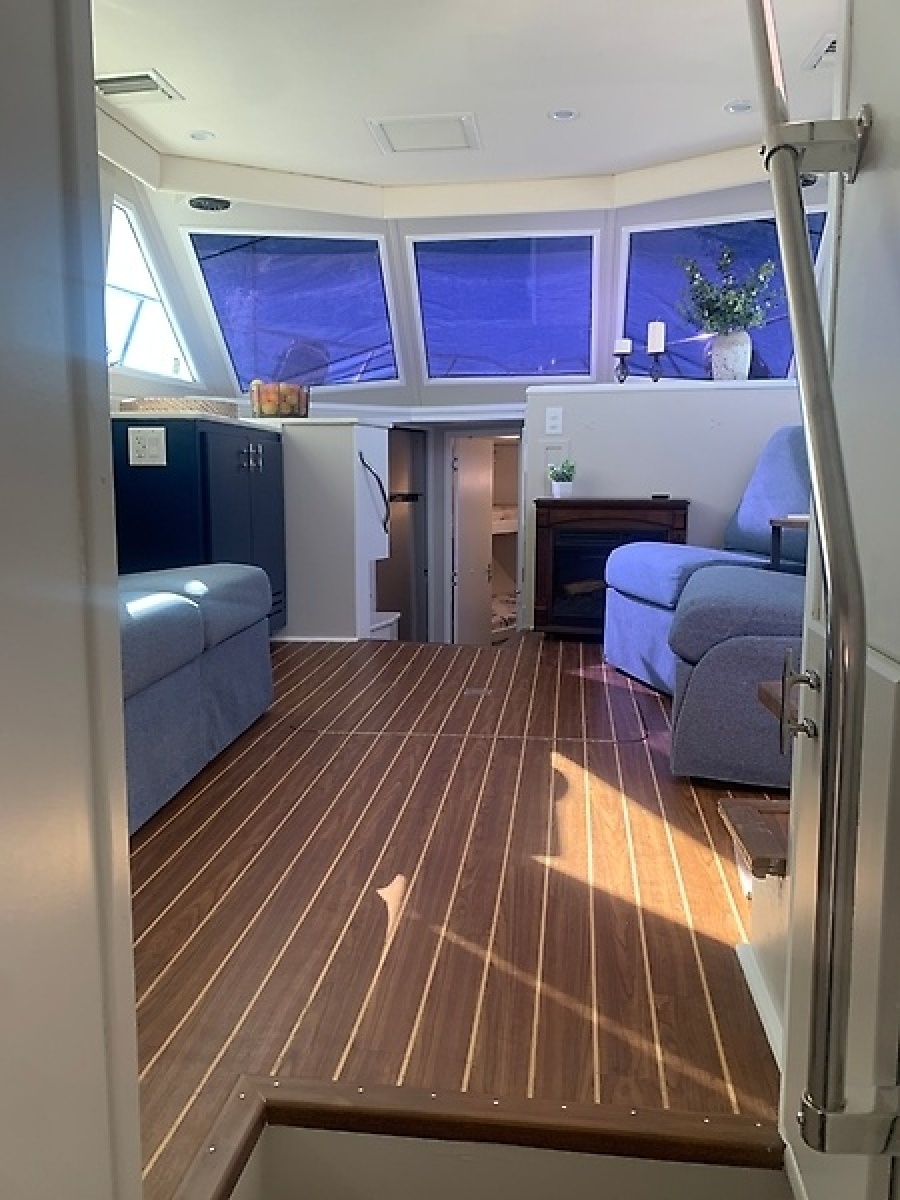 1998 Hatteras 42 Cockpit Motor Yacht — 0006007394