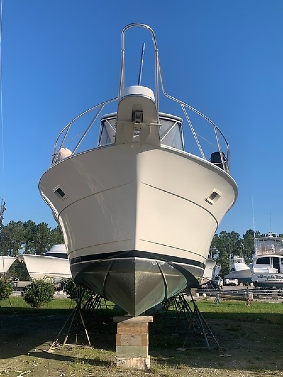 1998 Hatteras 42 Cockpit Motor Yacht — 0005984604