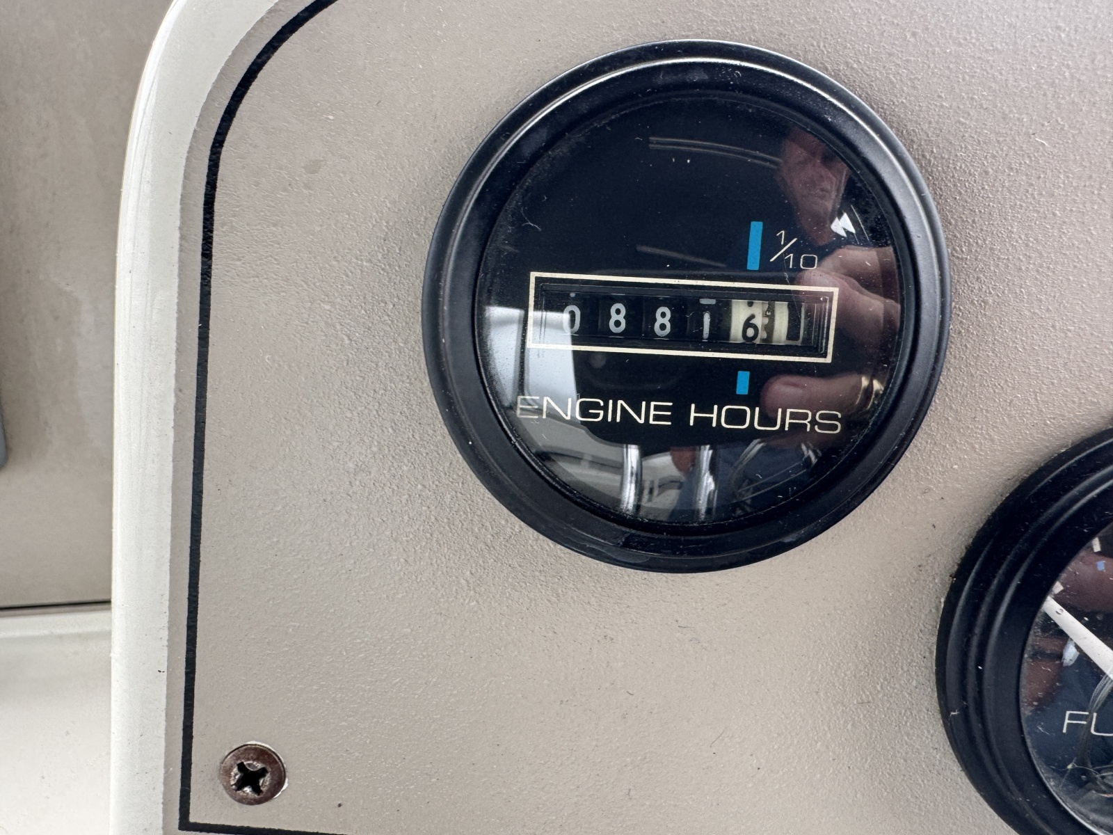 1999 Carver 370 Voyager — Cottage
