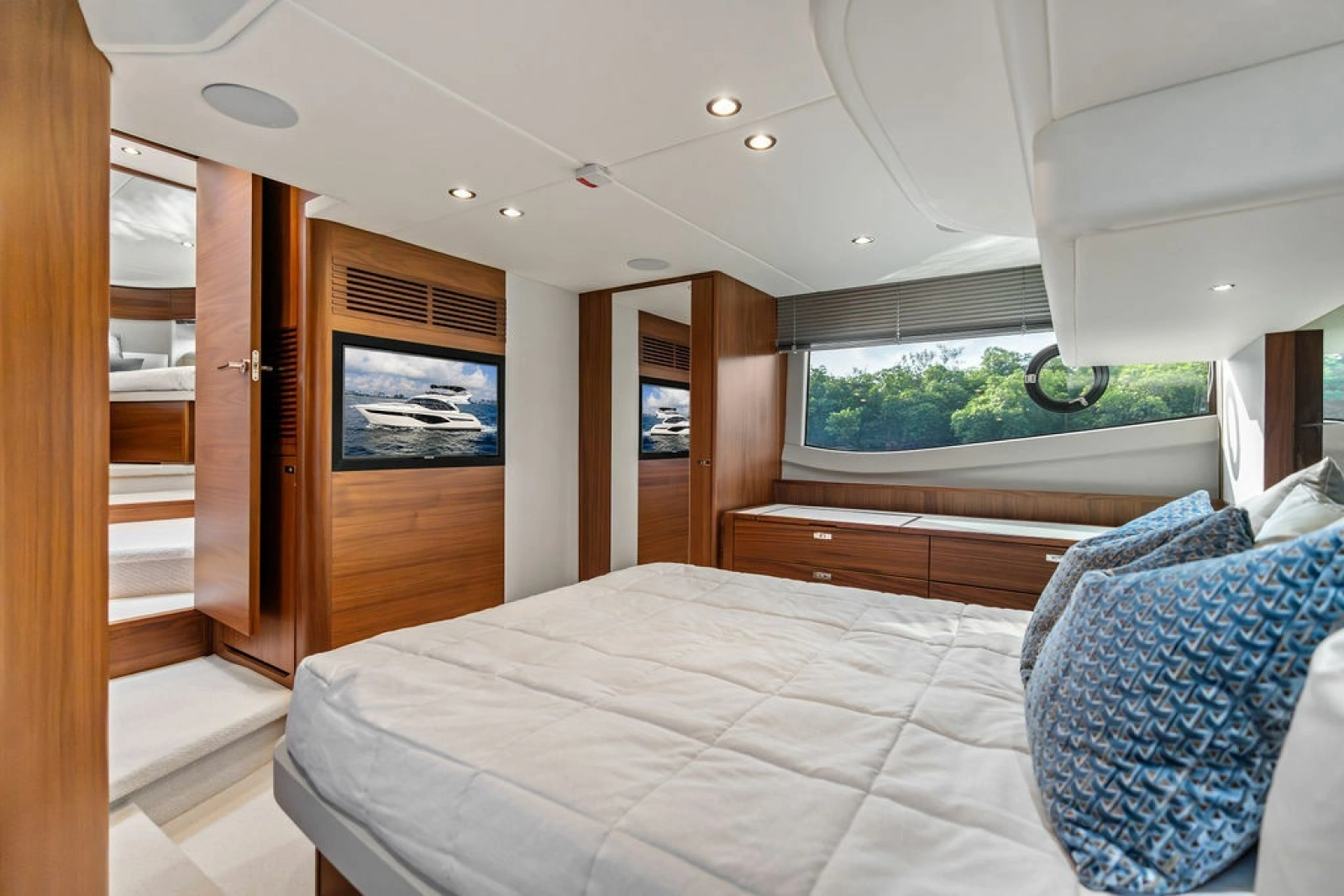 2026 Princess 